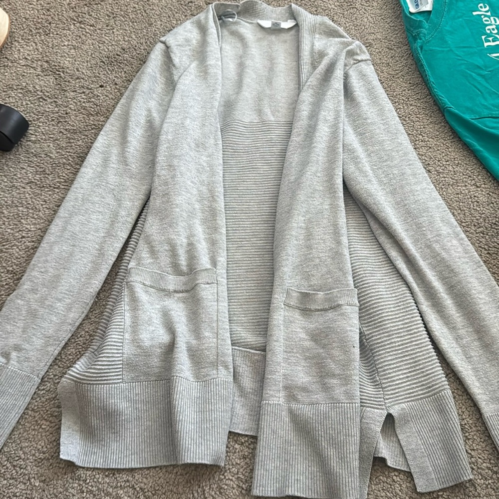 Time and Tru Grey Cardigan